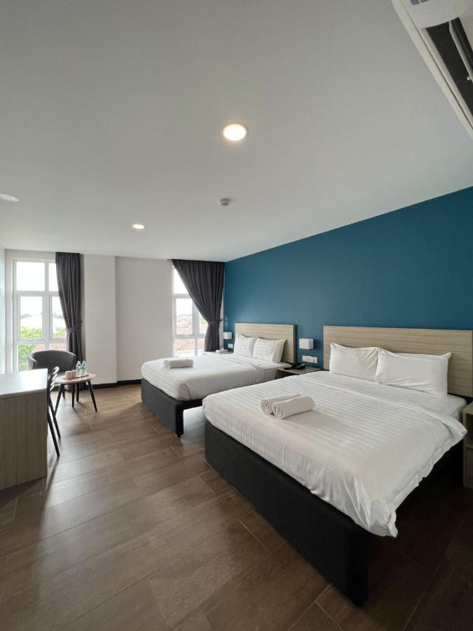 Zone Hotels, Telok Panglima Garang Teluk Panglima Garang Eksteriør billede