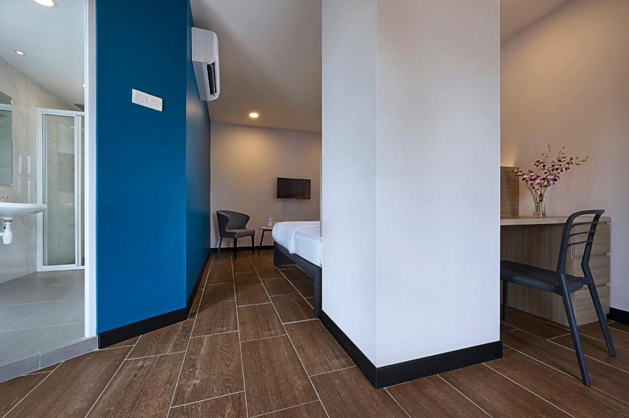 Zone Hotels, Telok Panglima Garang Teluk Panglima Garang Eksteriør billede